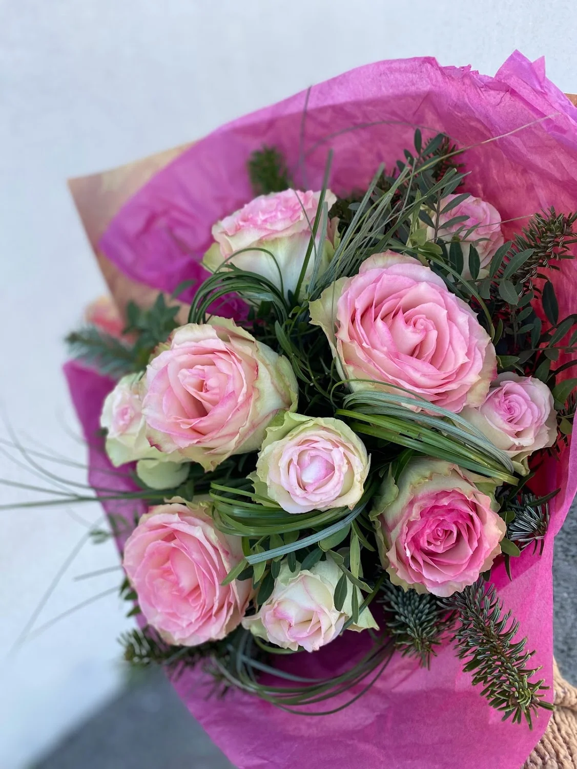 Bouquet de Roses, par Le Jardin de Jade by Fanny, fleuriste à Aimargues