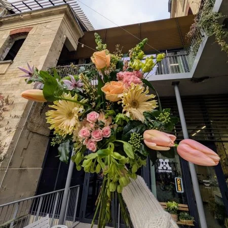 Bouquet Blush, par Mother Paris, fleuriste à Paris