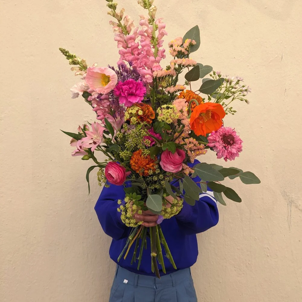 Bouquet Ziggy - tons vif & coloré, par Ziggy, fleuriste à Marseille