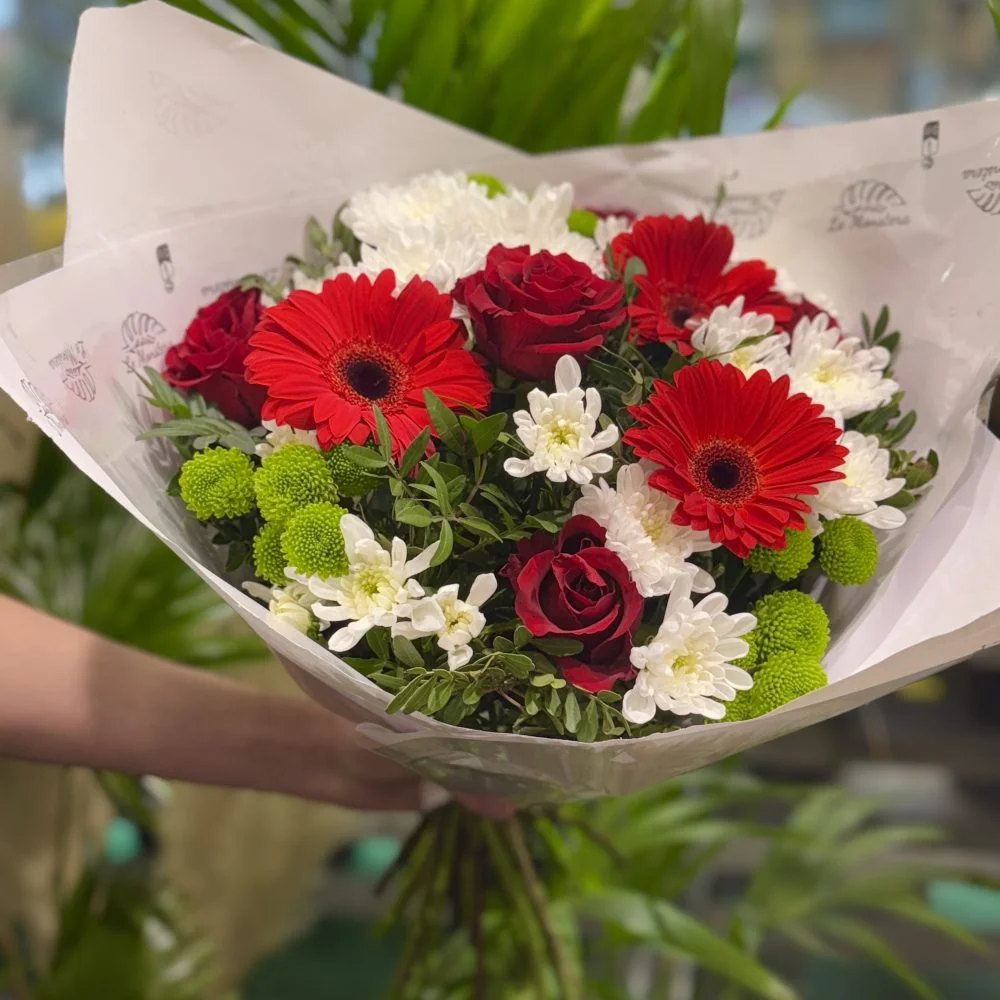 Bouquet 4 saisons Rouge, par Le Monstera, fleuriste à Les Pavillons-sous-Bois
