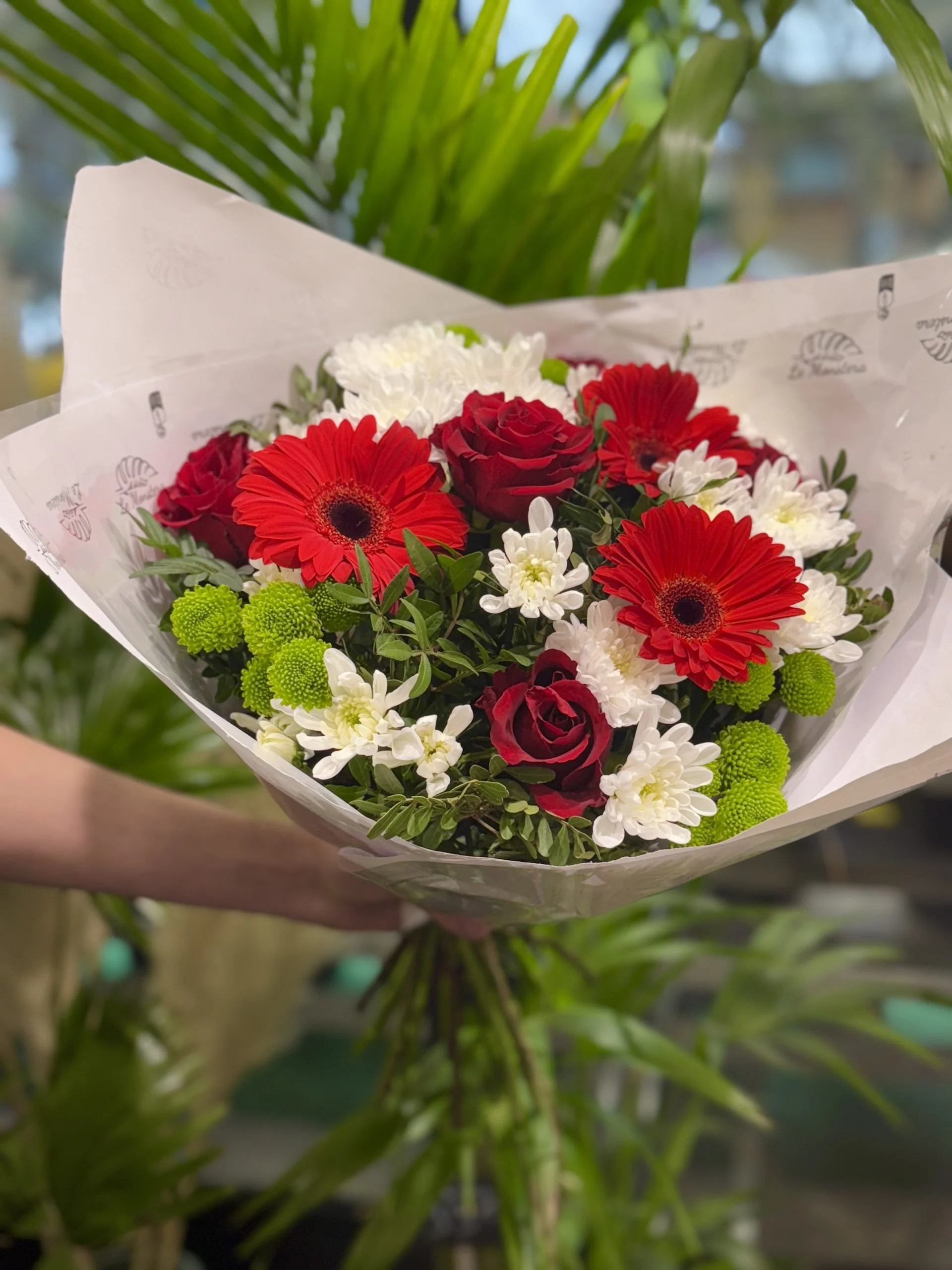 Bouquet 4 saisons Rouge, par Le Monstera, fleuriste à Les Pavillons-sous-Bois