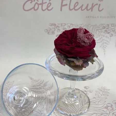 Cloche de rose éternelle, par Côté Fleuri, fleuriste à Pau