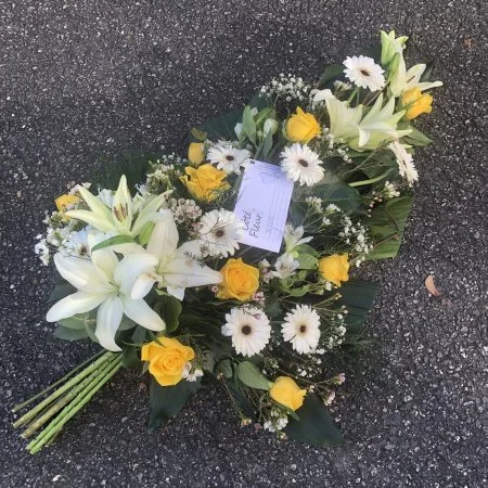 Gerbe de Deuil, par Côté Fleuri, fleuriste à Pau
