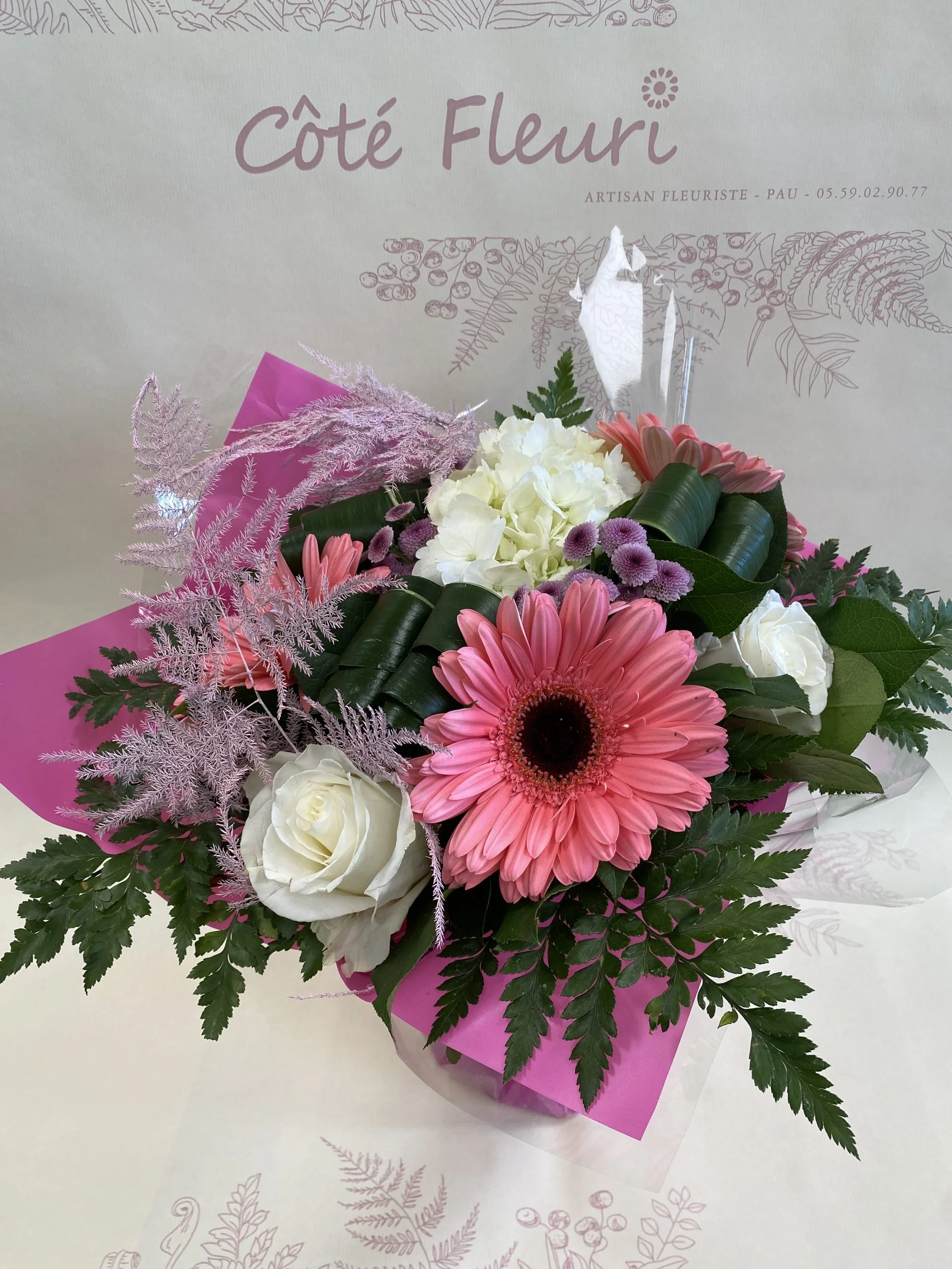 Bouquet Naissance, par Côté Fleuri, fleuriste à Pau