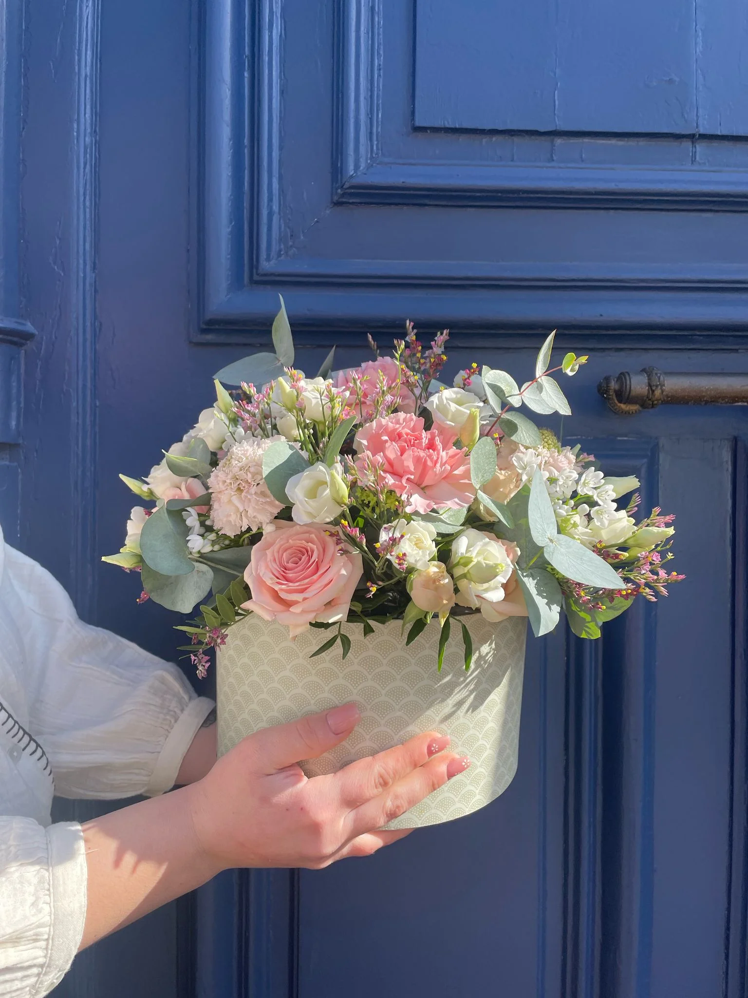 Boite fleurie, par Atelier Armelle Alleton, fleuriste à Le Mans