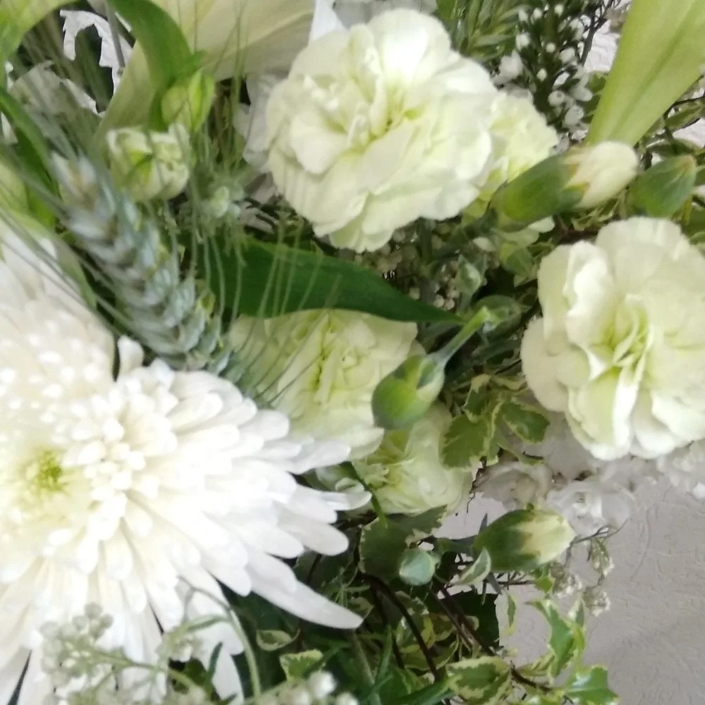 Bouquet Blanc, par Bonheur des fleurs, fleuriste à La Montagne