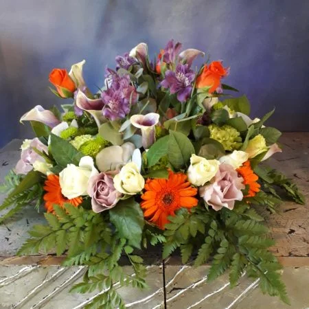 COMPOSITION PIQUEE FLEURS FRAICHES GRAND MODELE, par Lili la main verte, fleuriste à Talence