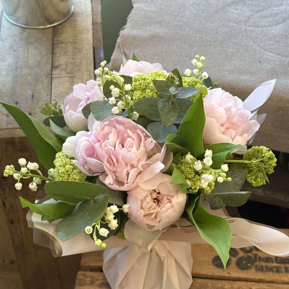 Pivoines muguets, par Langage Des Fleurs, fleuriste à Bastia