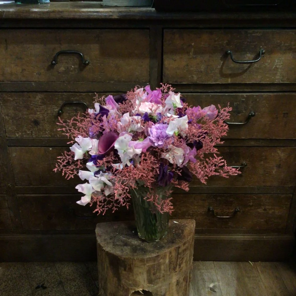 Bouquet de Printemps avec Pois de senteur, par Maison Stéphane Bellot, fleuriste à Paris