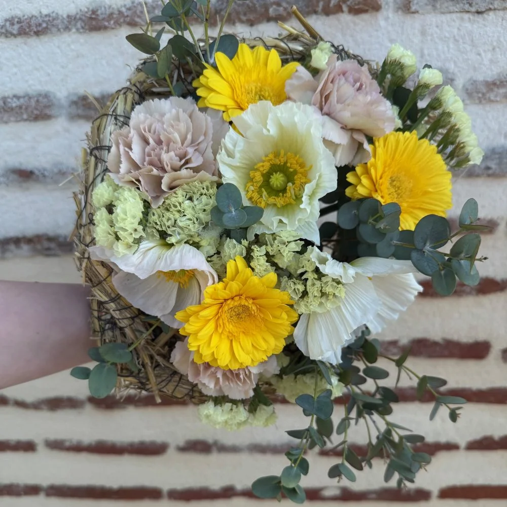 Bouquet de Pâques, par Atypique Végétal, fleuriste à Saint-Pardoux-du-Breuil
