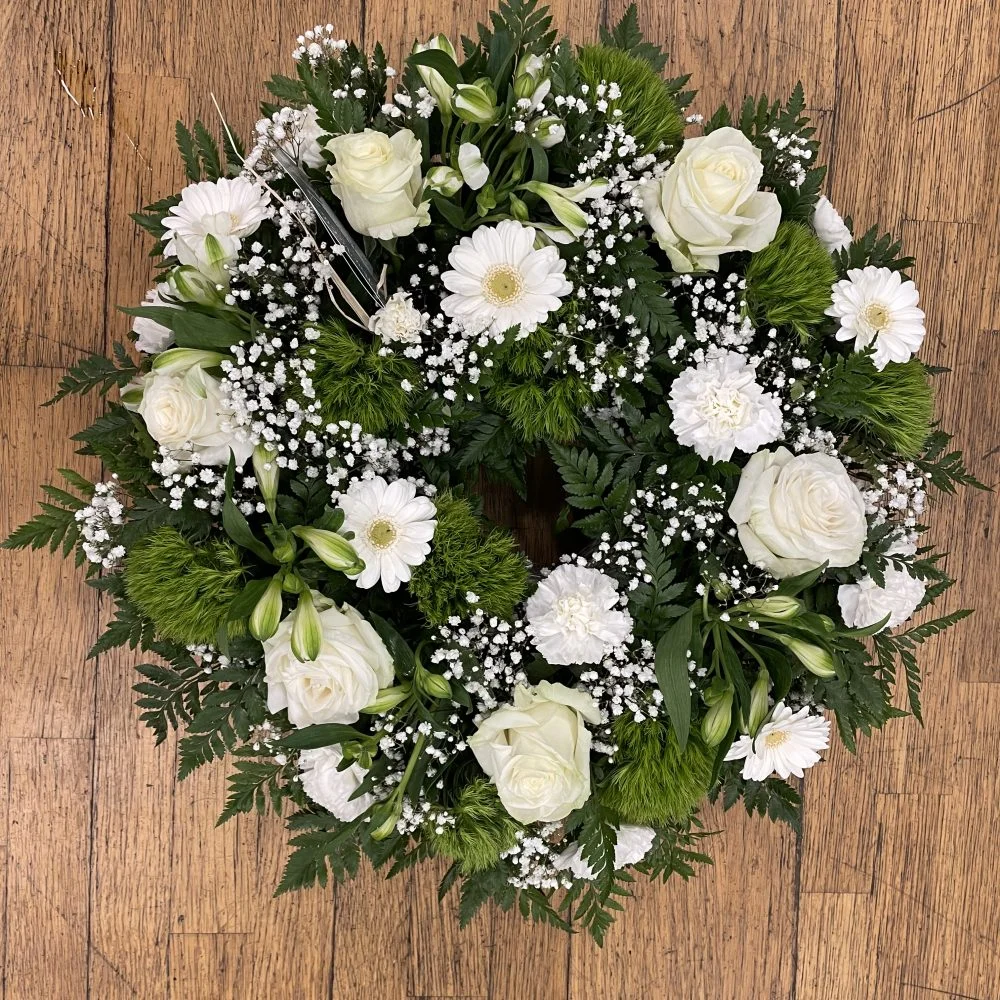 Couronne de fleur, par Pom'Violette, fleuriste à Gex