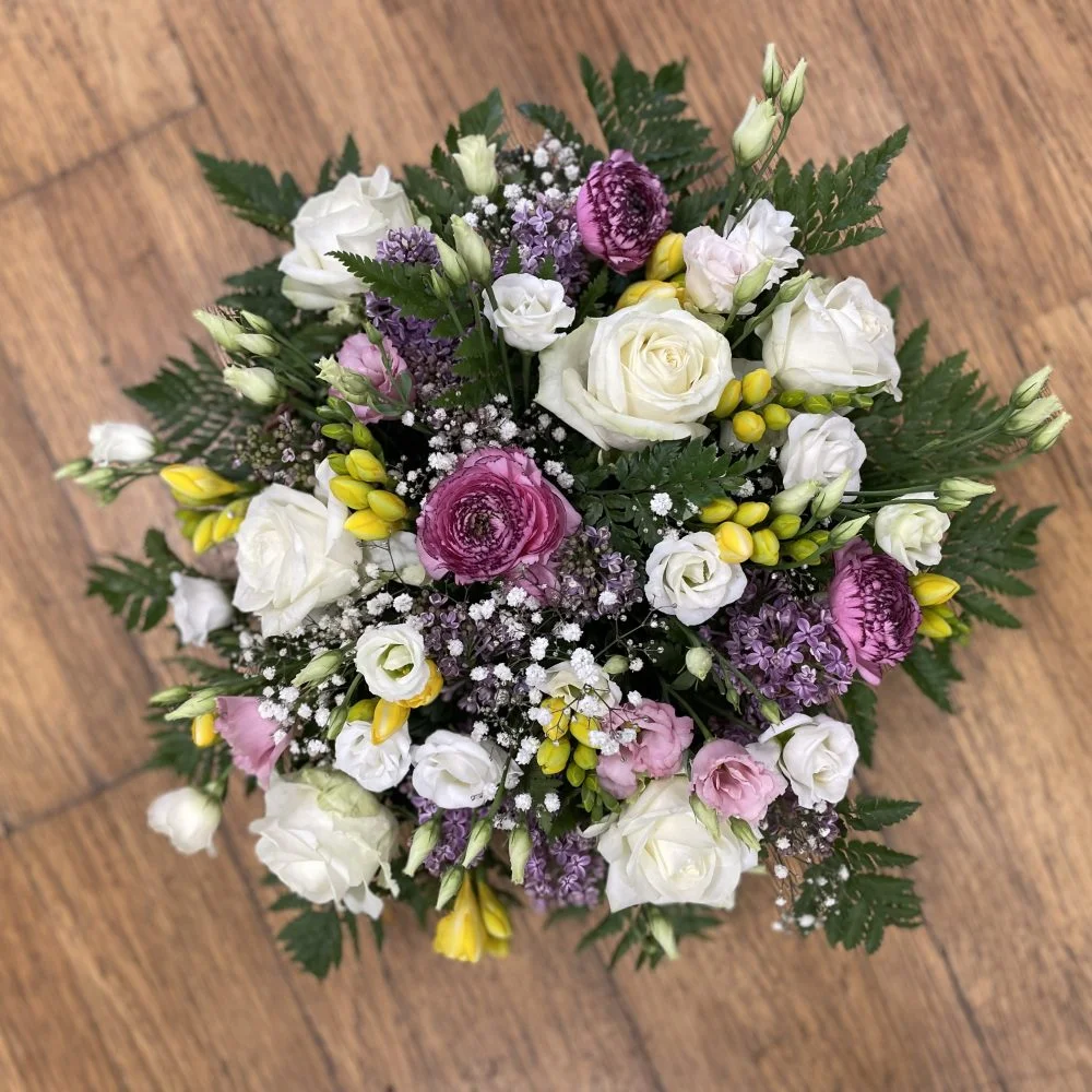 Coussin de deuil, par Pom'Violette, fleuriste à Gex