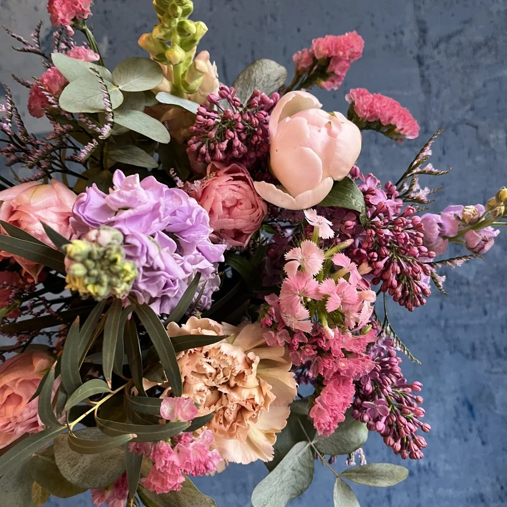 Bouquet Fête des Mères, par Atelier Floral du Mondelot, fleuriste à Saint-Sernin-du-Plain