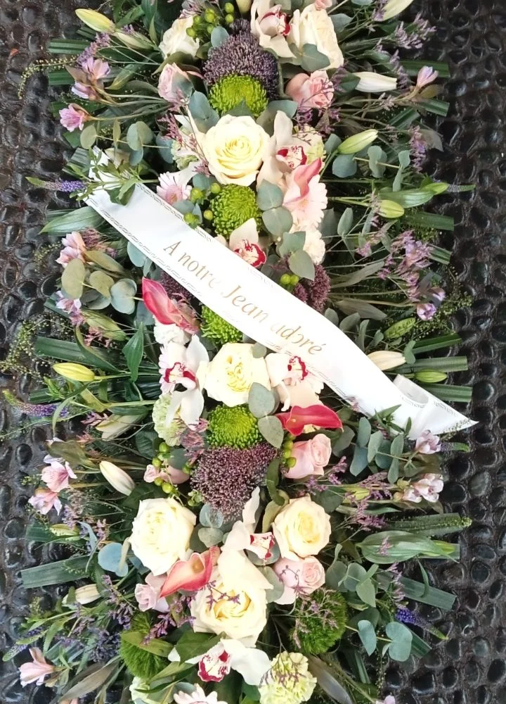 RAQUETTE DE DEUIL, par Lili la main verte, fleuriste à Talence