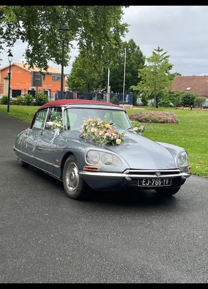 CAPOT DE VOITURE MARIAGE, par Lili la main verte, fleuriste à Talence