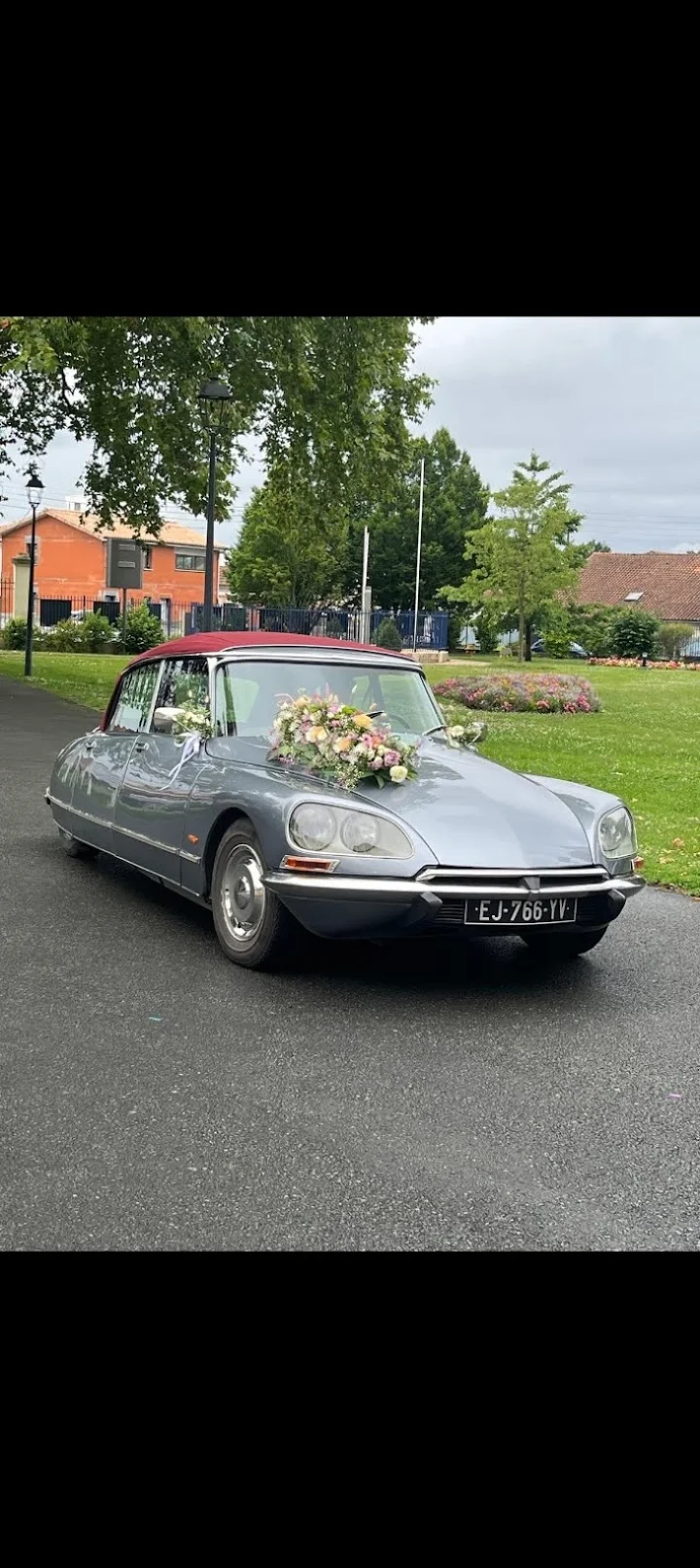 CAPOT DE VOITURE MARIAGE, par Lili la main verte, fleuriste à Talence
