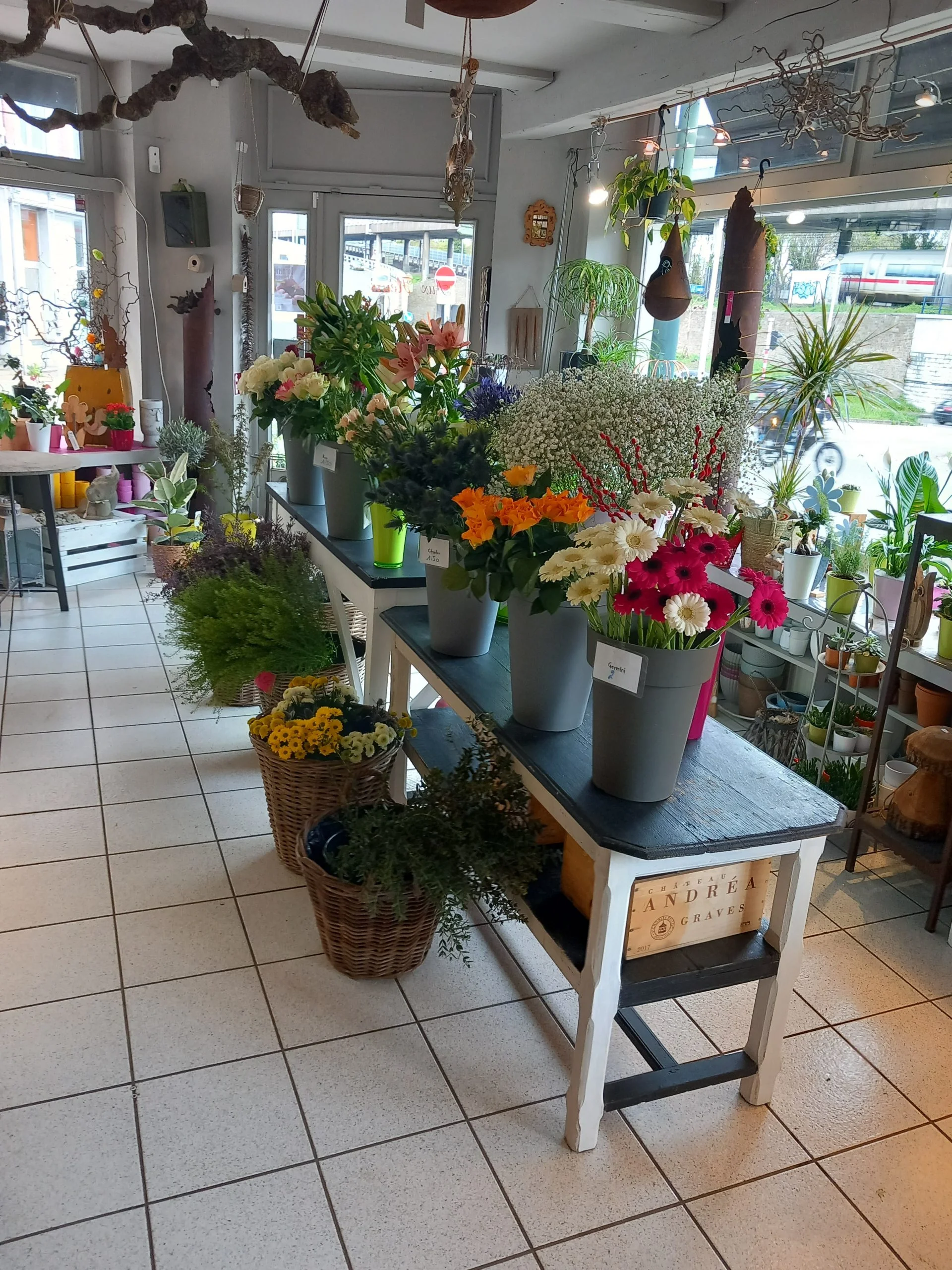 Livraison de fleurs Liège et proximité, par Aux Fleurs de Sha, artisan fleuriste