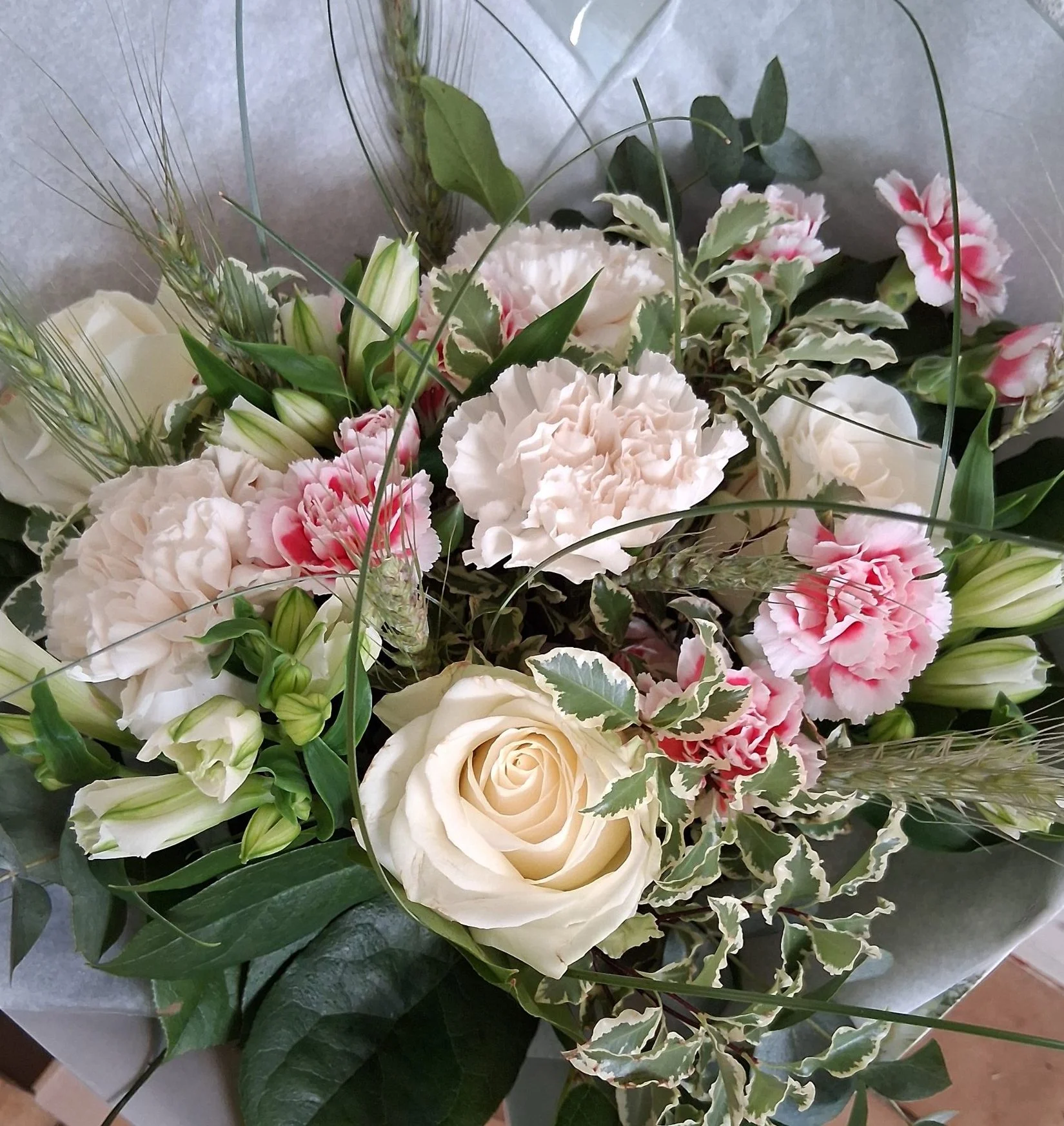 Bouquet Fête des Mères, par Bonheur des fleurs, fleuriste à La Montagne