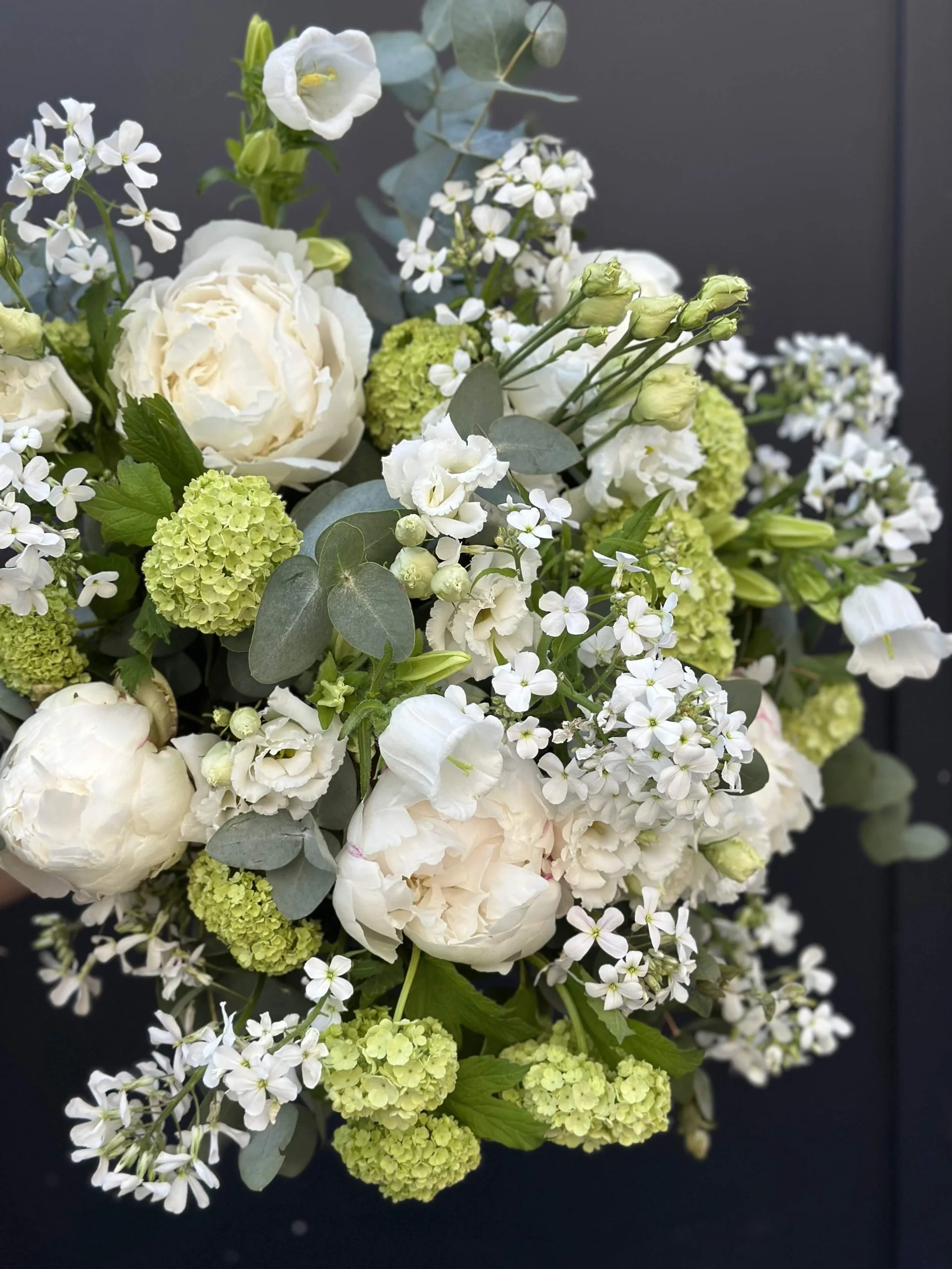 Bouquet White Spring, par Marie Paolini, fleuriste à Clamart