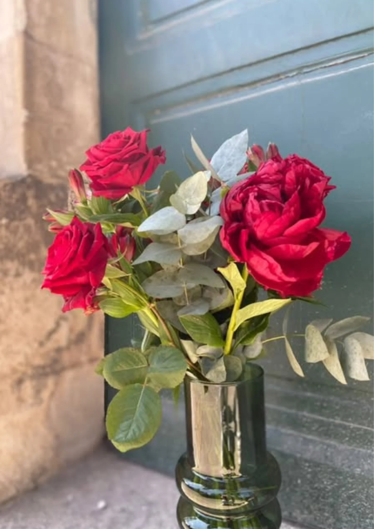 Bouquet Rose rouges, par Avenue des Fleurs, fleuriste à Château-Gontier-sur-Mayenne