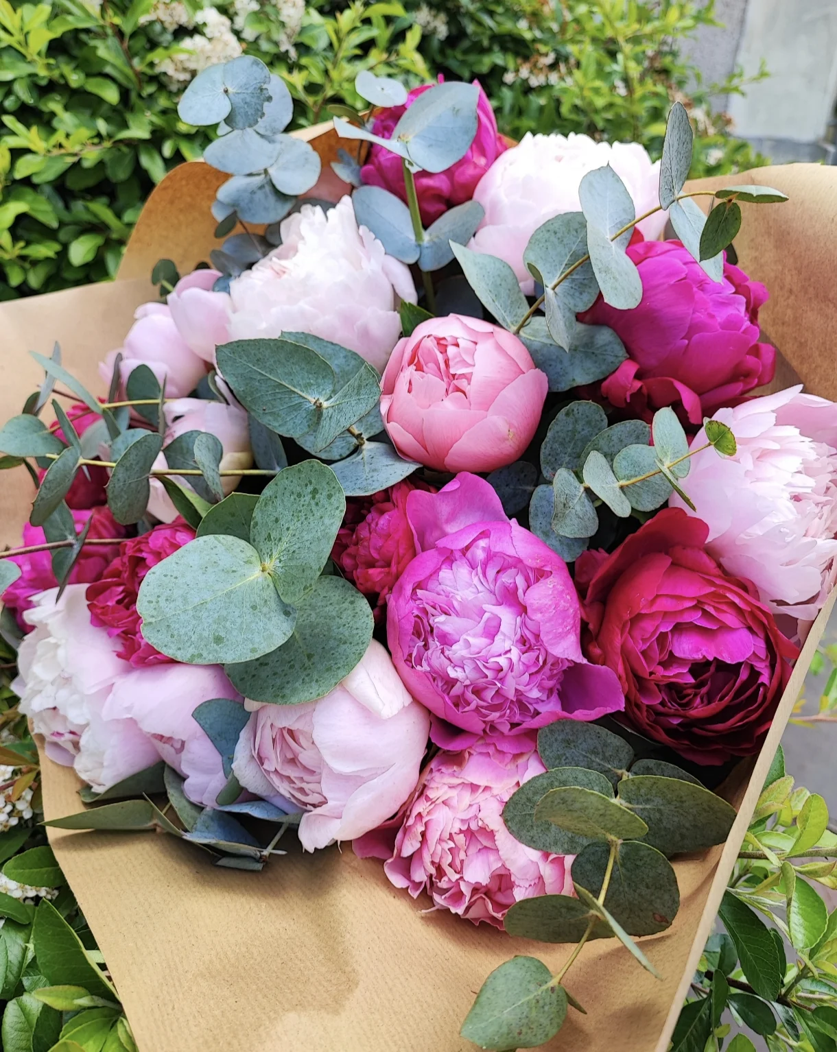 BRASSEE DE PIVOINES FRANCAISES, par L'ART Ô ZOIR, fleuriste à Tours