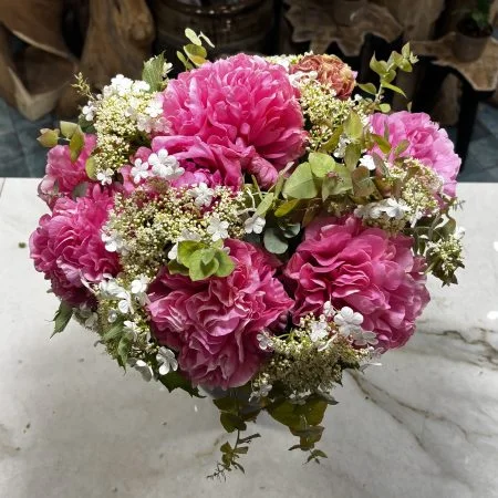 Bouquet pivoine Fushia, par Les Lys de Boulogne, fleuriste à Boulogne-Billancourt