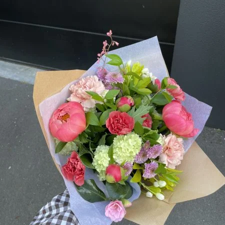 Bouquet Fête des Mères, par Les Imparfaites, fleuriste à Cesson-Sévigné