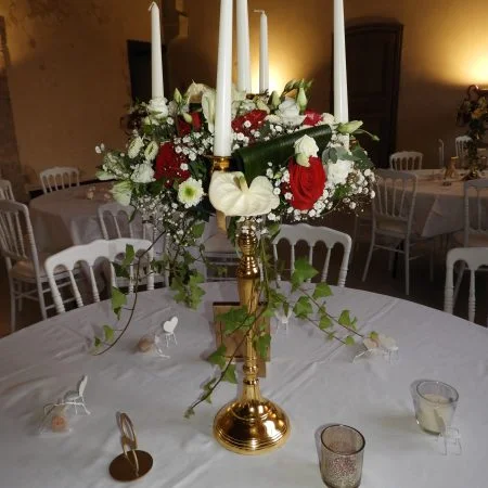 Chandelier, par Les Fleurs de Roxane, fleuriste à Ouzouer-sur-Loire