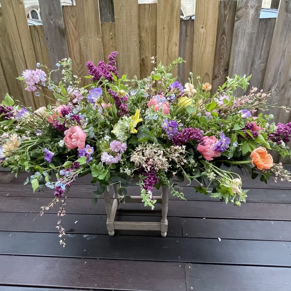Dessus de cercueil, par Le Jardin de O'hara, fleuriste à Pontoise