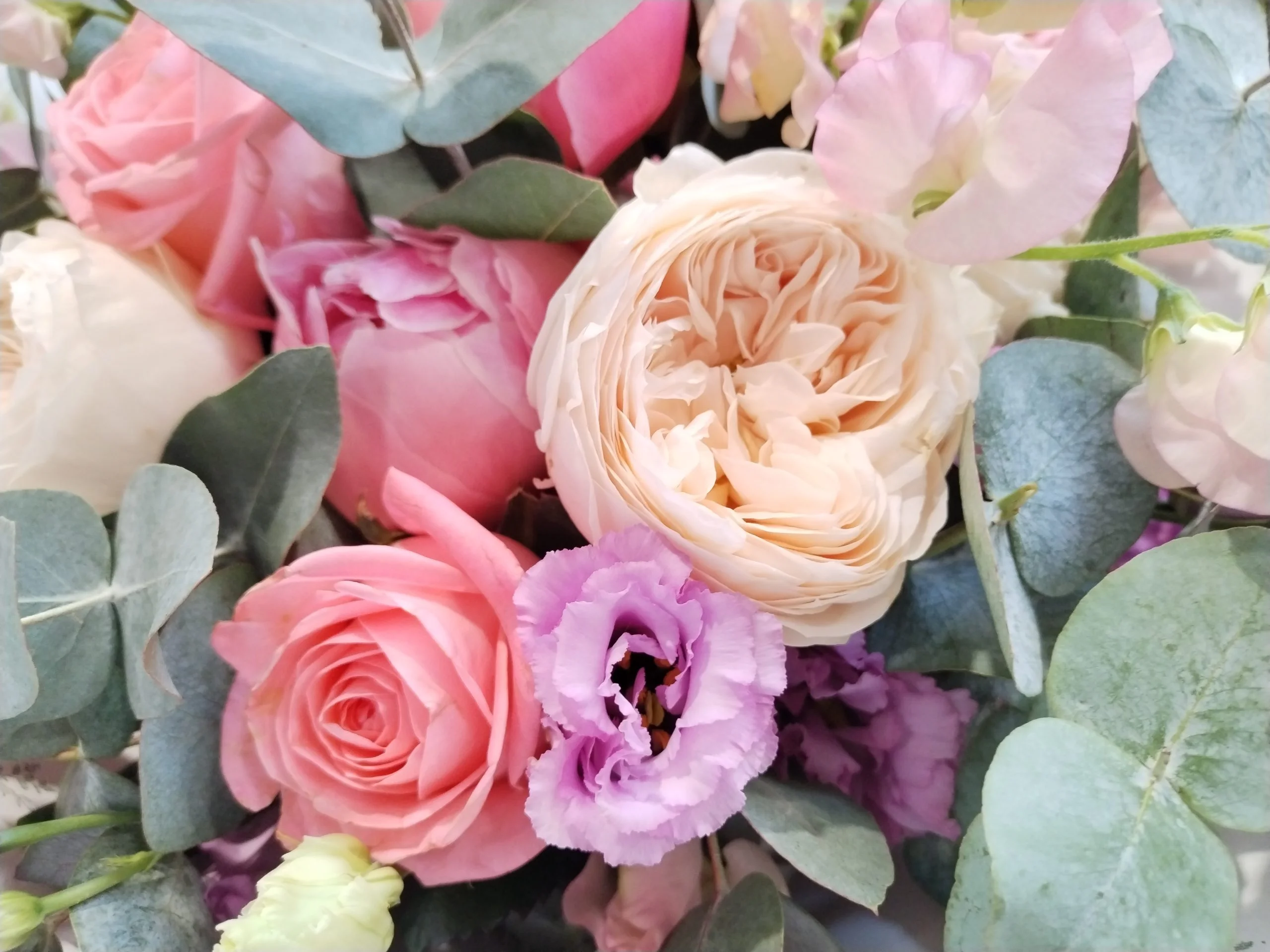 Livraison de fleurs Aubenas et proximité, par Hana Fleurs, artisan fleuriste