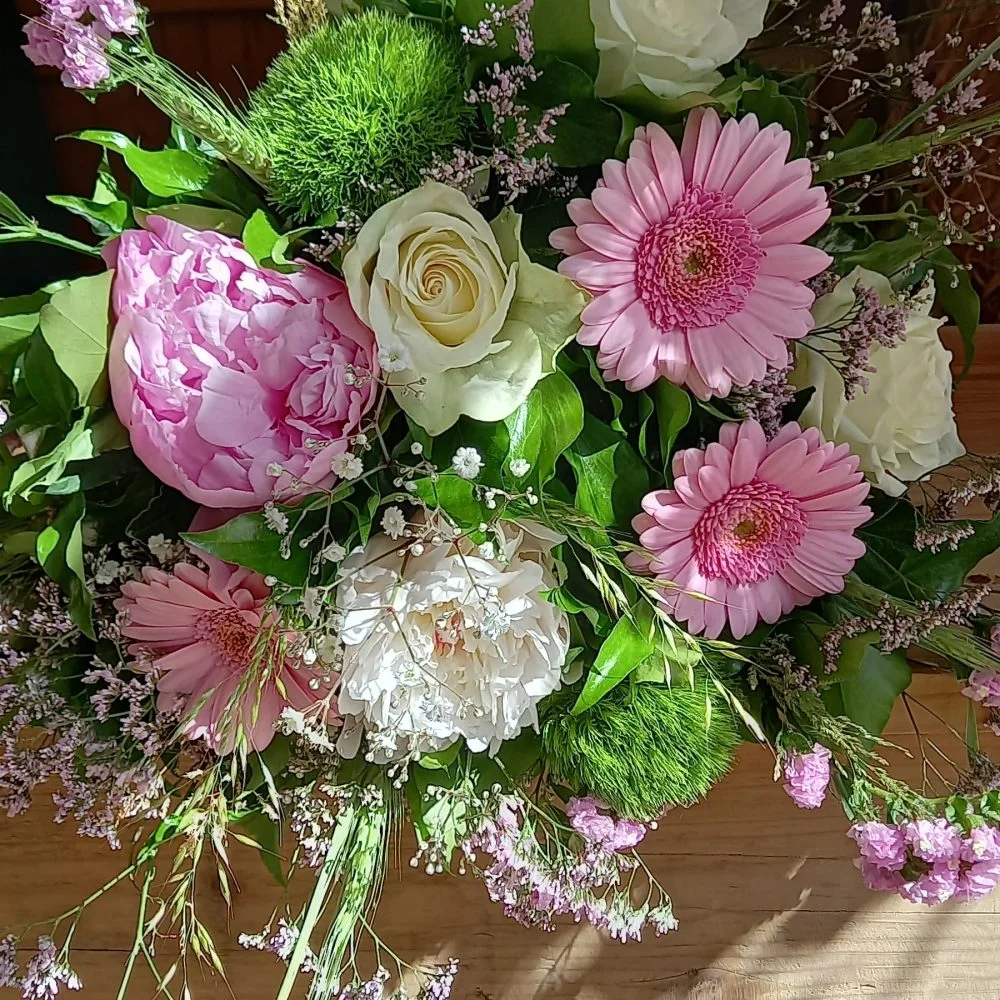sfhgvboqerghephp^th, par Vert L'Envie Artisan Créatrice, fleuriste à Castillonnès