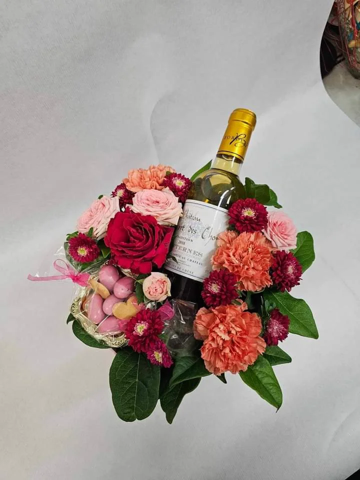 coffret PLAISIR GOURMAND, par Ti Fleur Lakour, fleuriste à Saint-Joseph