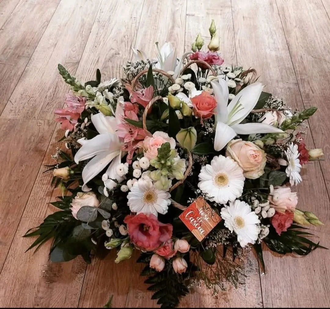 Coussin de deuil, par La Rose de Cascia, fleuriste à Vendeville