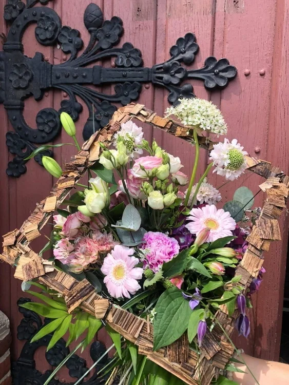 Tableau de fleurs, par La Rose de Cascia, fleuriste à Vendeville