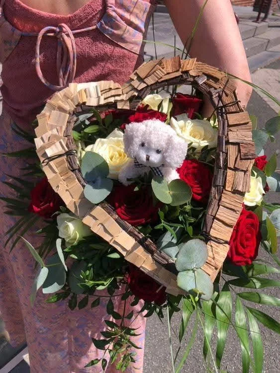 Coeur Amour, par La Rose de Cascia, fleuriste à Vendeville