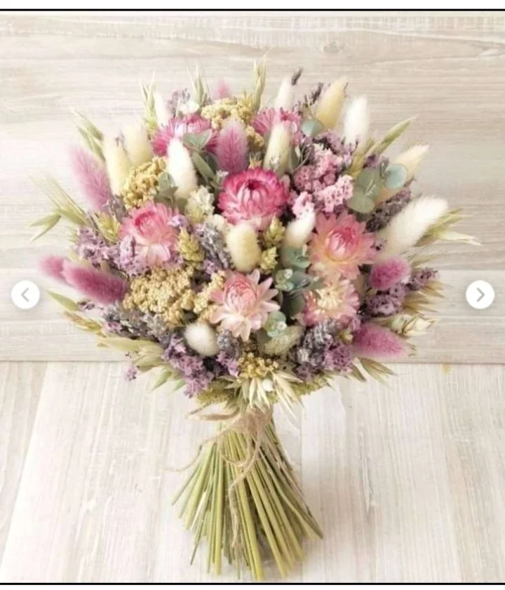 bouquet de fleurs séchées, par La Rose de Cascia, fleuriste à Vendeville