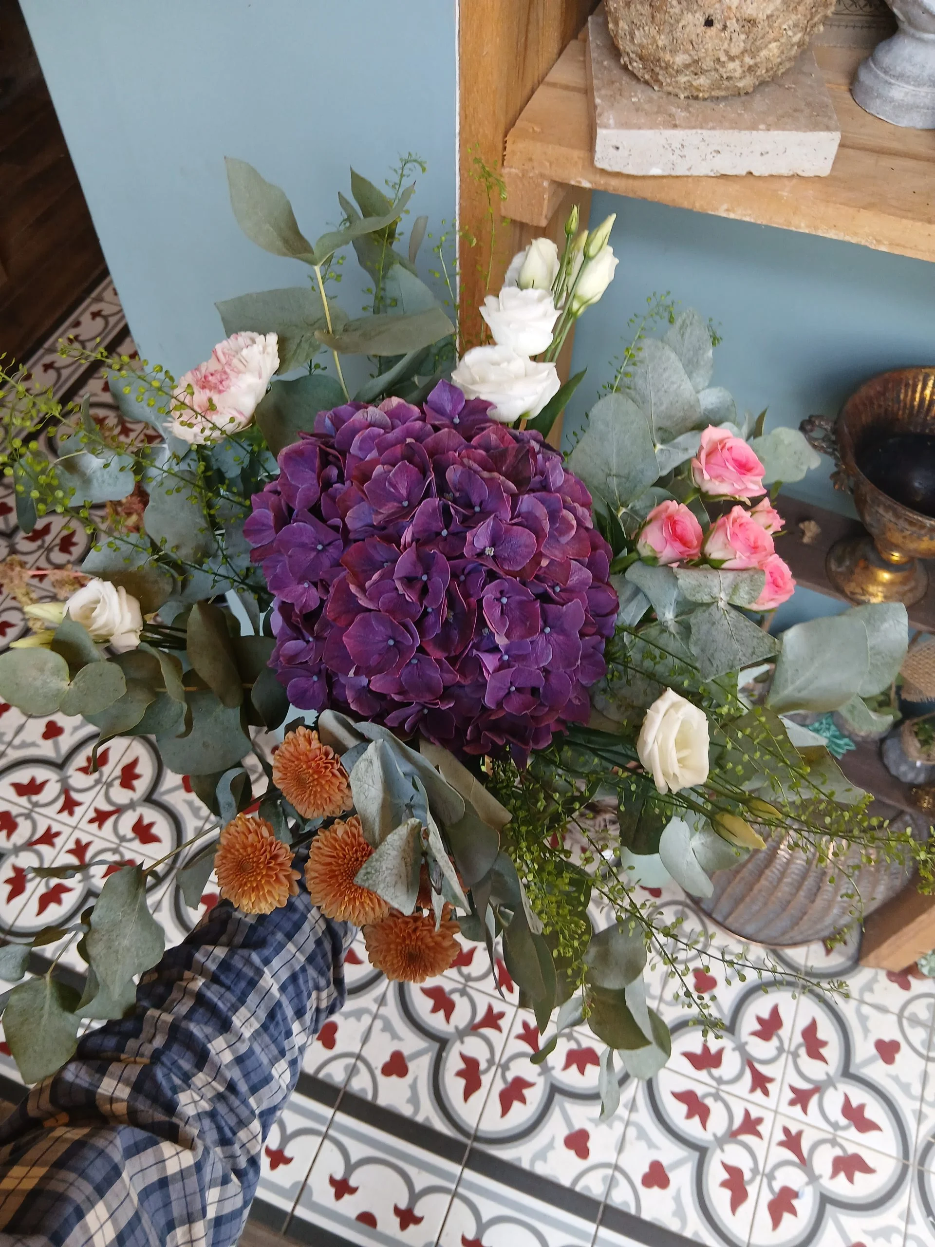 Bouquet avec Hortansia, par Au Coin du Bonheur, fleuriste à Mesnil-Roc'h