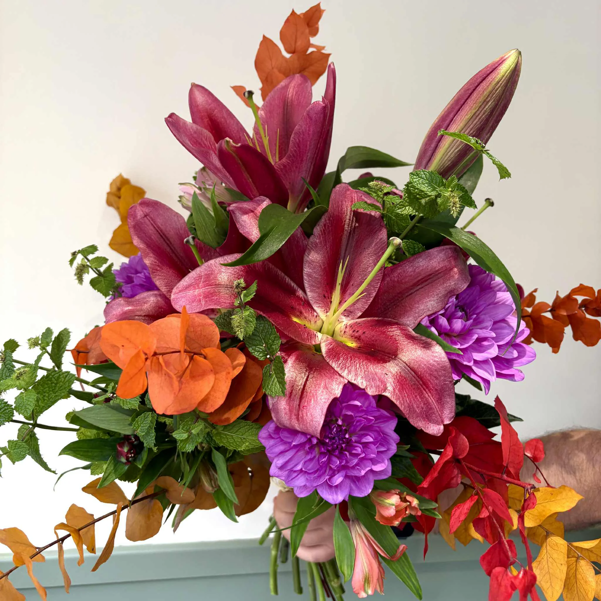 Bouquet « Nuit Éclatante », par Pampa Fleuriste, fleuriste à Paris