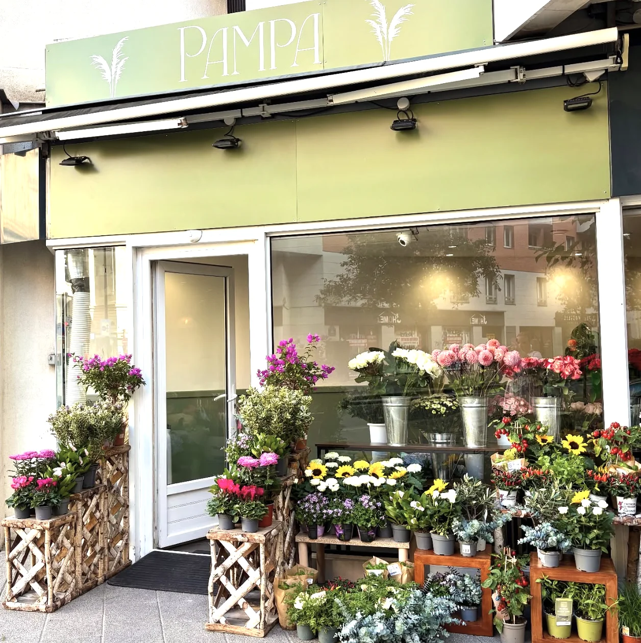 Livraison de fleurs Paris et proximité, par Pampa Fleuriste, artisan fleuriste