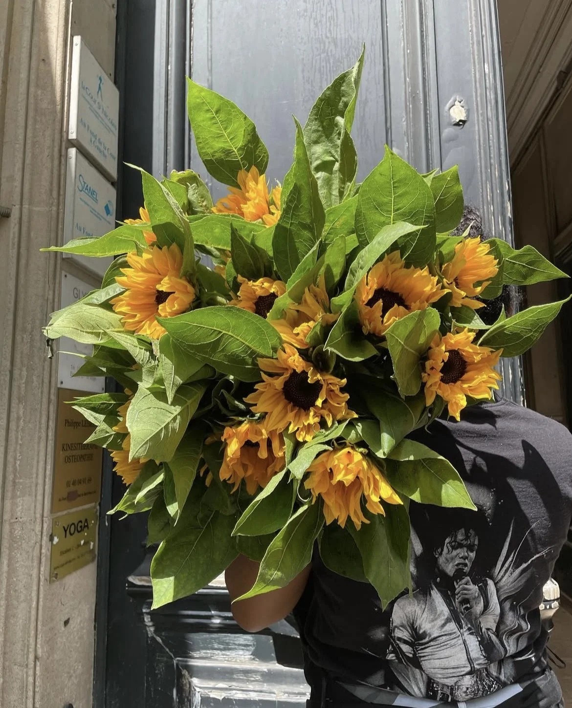 bouquet de tournesols, par Mademoiselle Pivoine, fleuriste à Paris
