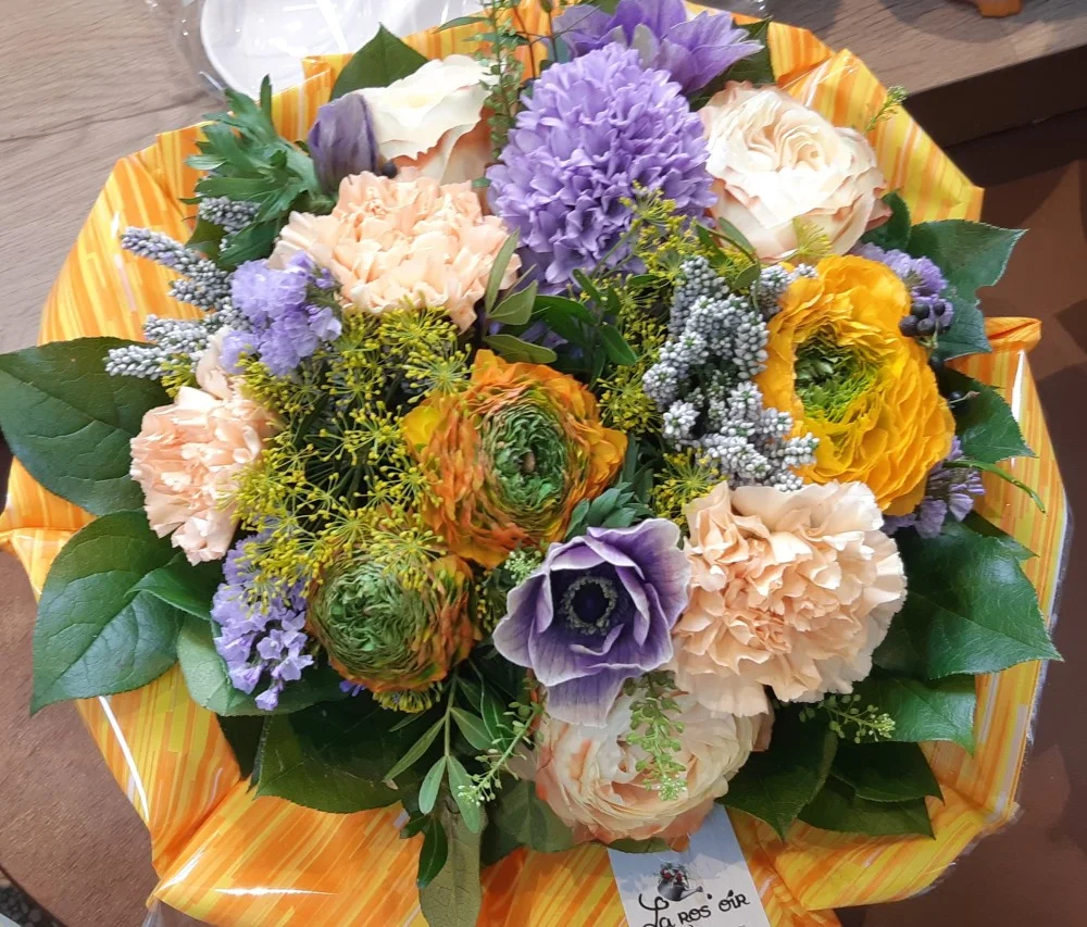 Mamie corail et parme, par La Ros'oir, fleuriste à Nancy
