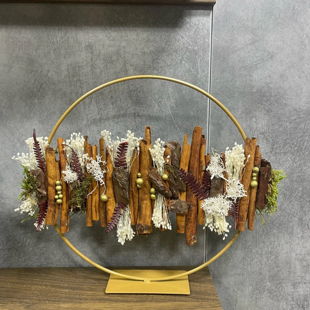 couronne sur pied, par Eglantine et Pivoine, fleuriste à Davézieux