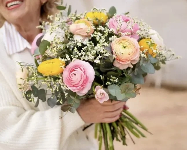 Bouquet Fête des Grands-Mères 2, par Les fleurs de Célony, fleuriste à Aix-en-Provence