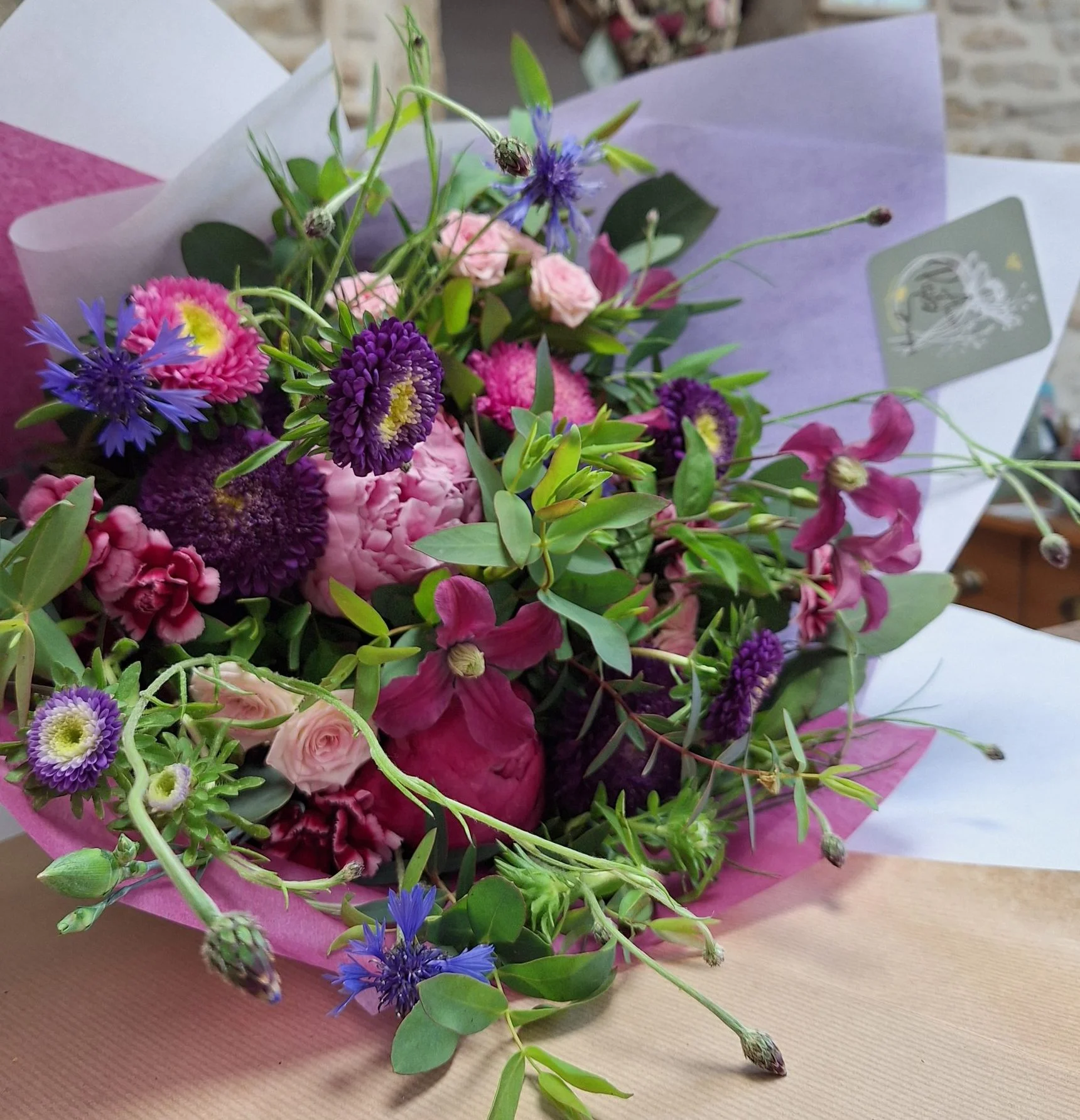 Bouquet Remerciements, par Atelier Pétales Sauvages, fleuriste à Agey