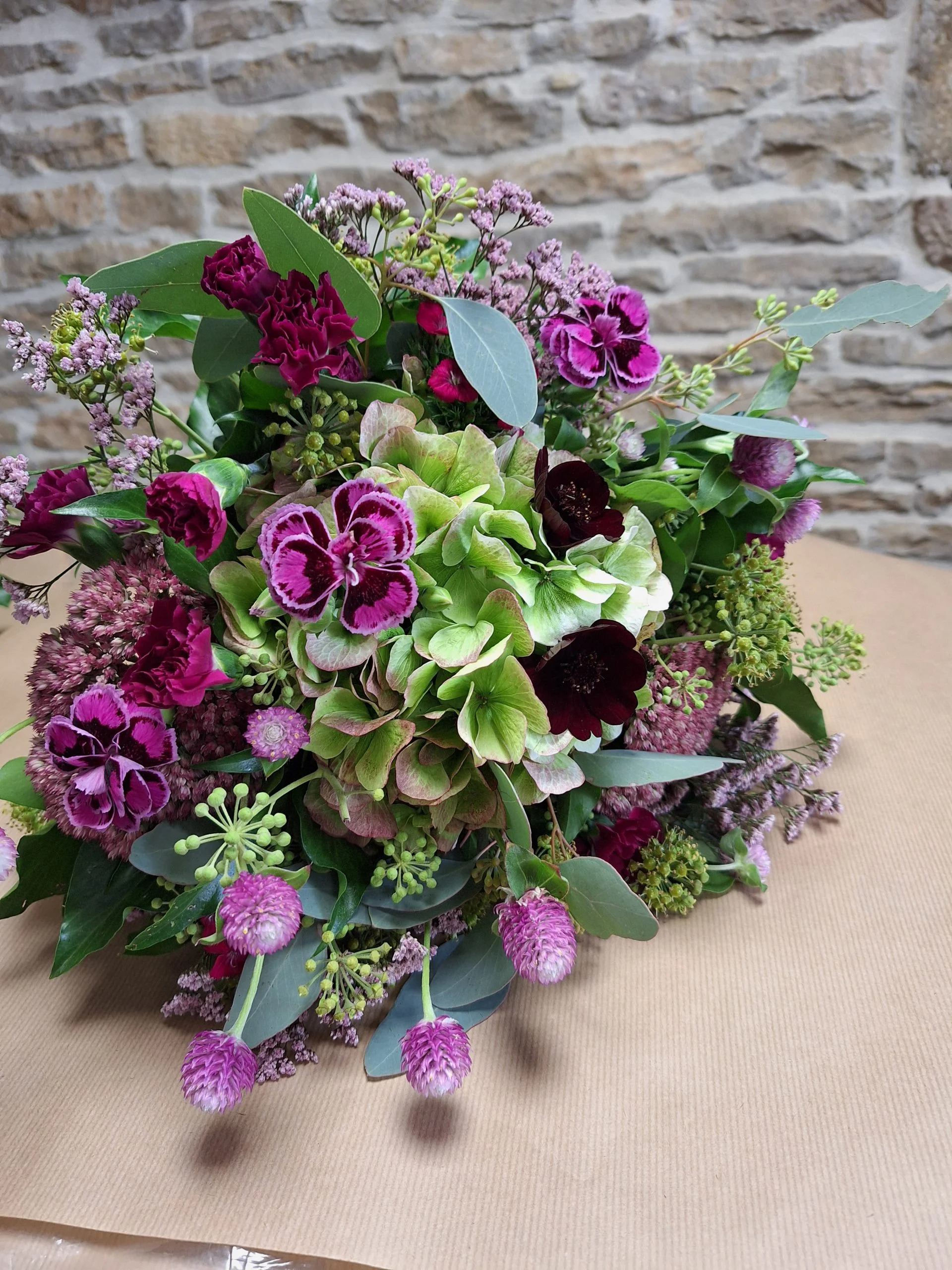 Bouquet Félicitations, par Atelier Pétales Sauvages, fleuriste à Agey