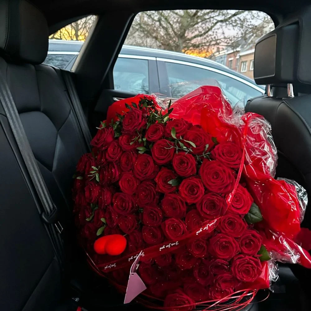 Bouquet LOVE FOREVER, par Sihana's Bloom&Wild, fleuriste à Schaerbeek