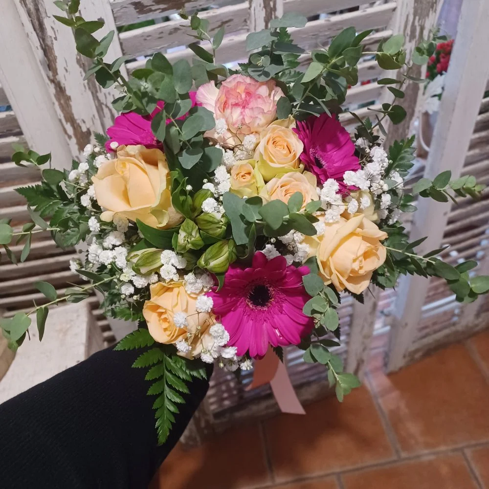 Bouquet Naissance, par CREA-THYM'FLORE, fleuriste à Châteauneuf-en-Thymerais
