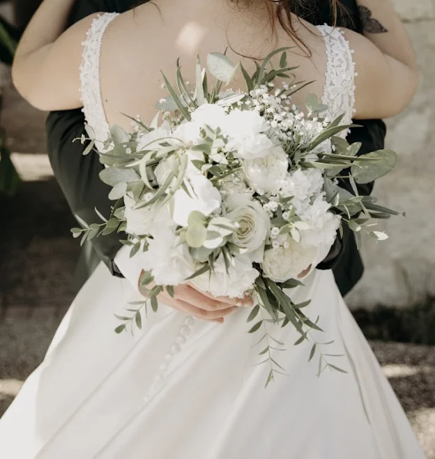 Bouquet de Mariée, par Le Comptoir des Fleurs, fleuriste à Castelculier