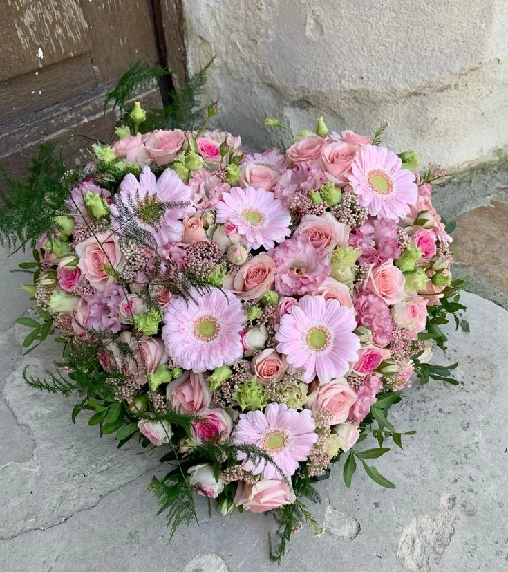 Coeur de deuil, par Le Comptoir des Fleurs, fleuriste à Castelculier
