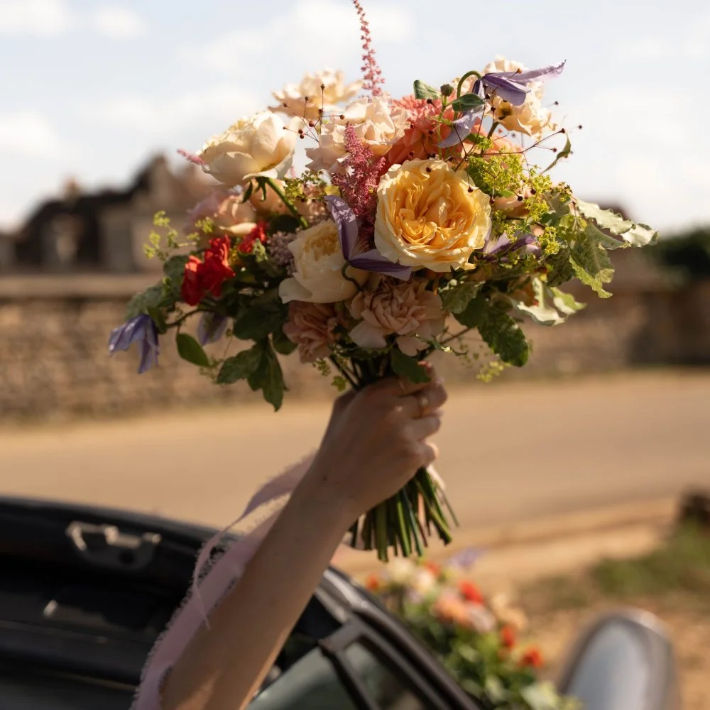 Bouquet Mariée, par Atelier Pétales Sauvages, fleuriste à Agey